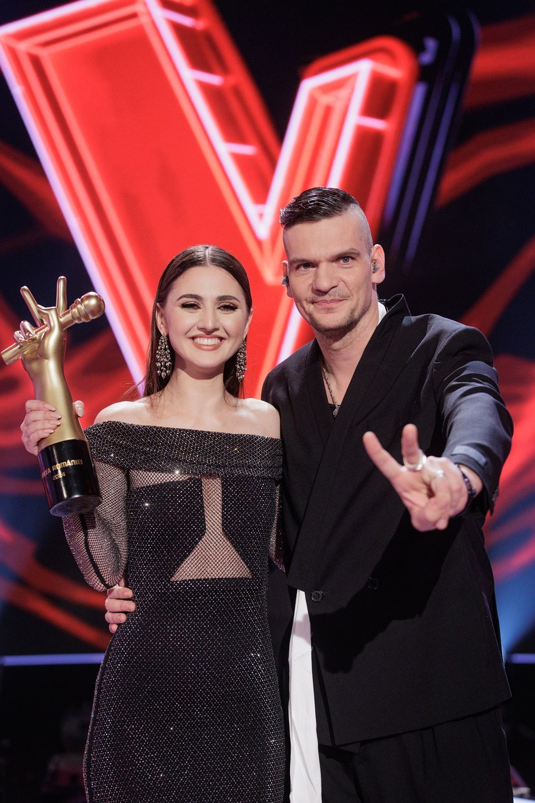 thumbnail_Aura Șova & Tudor Chirilă