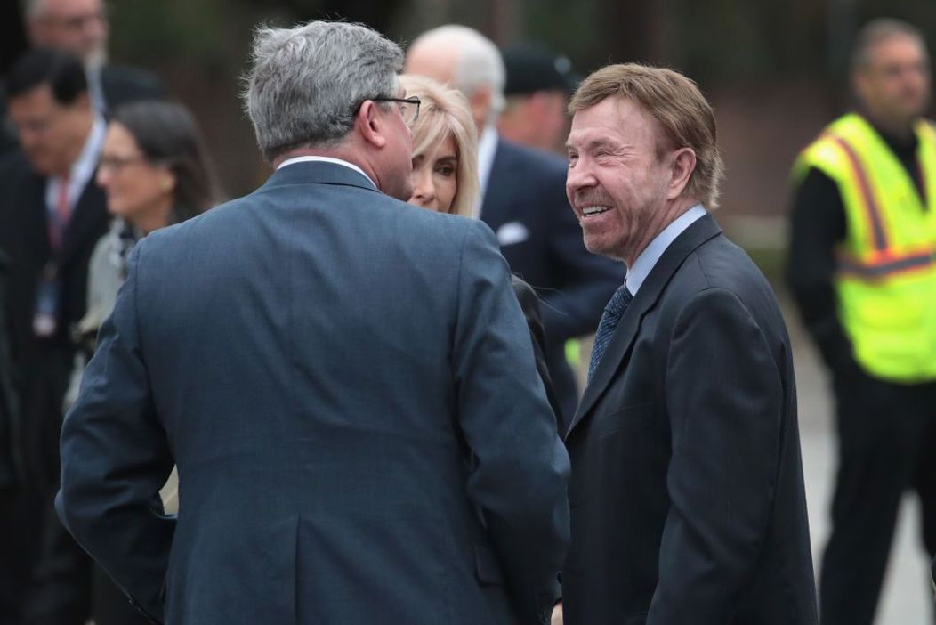 Reacția lui Chuck Norris după ce a fost suspectat că a luat parte la revolta de la Capitoliu. FOTO: Getty Images
