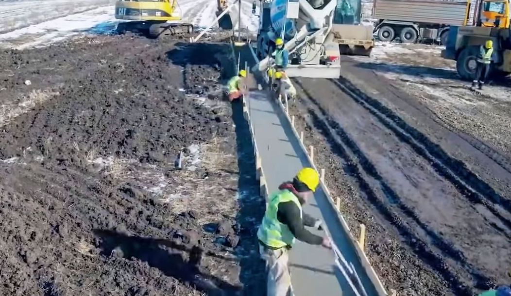 Singurul metru de autostradă din Moldova, mort și îngropat. Ce decizie a luat Ștefan Mandachi