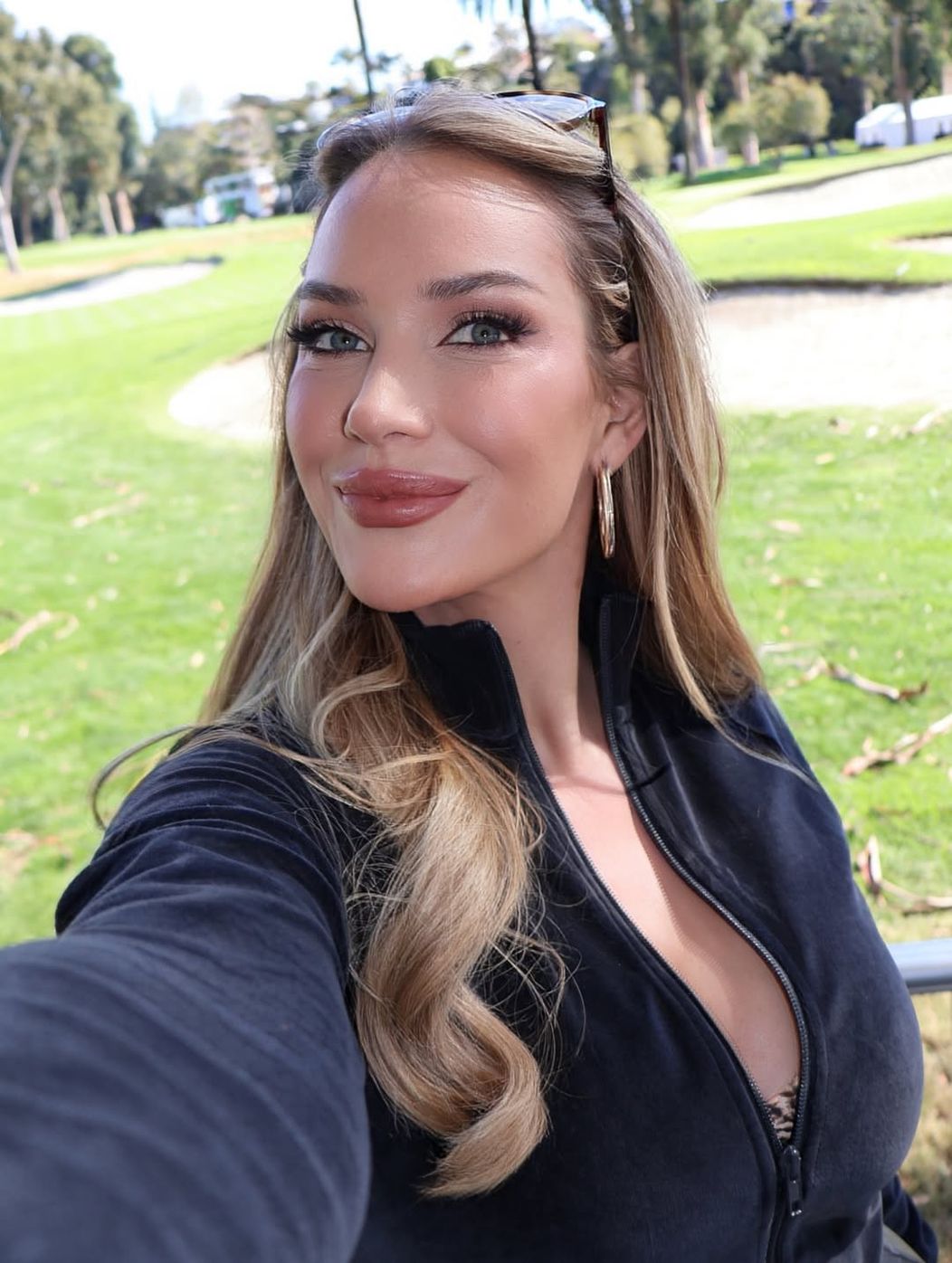 A little recap of my time on the west coast☀️🌴 Played some golf, launched my new media business (1)