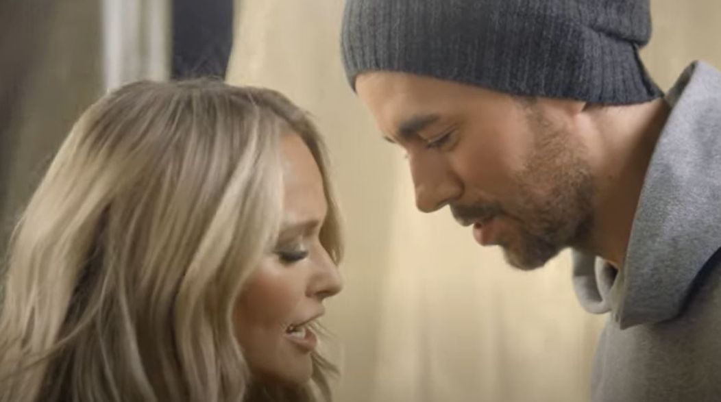 Enrique Iglesias si Miranda Lambert 