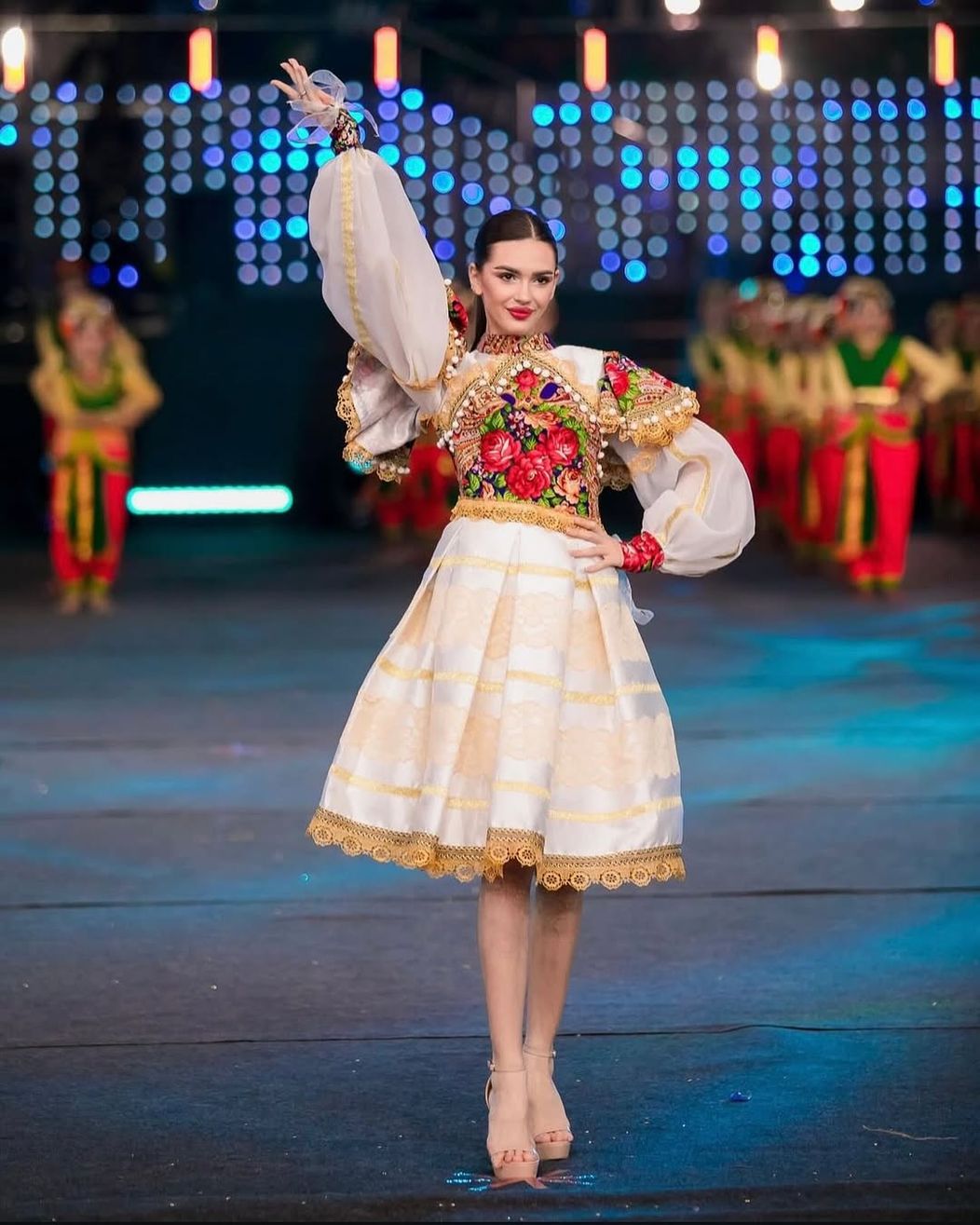 Miss World România @alexandra.beatrice shining on the big stage of @missworld   Traditional costume by @victoria_sava (1)
