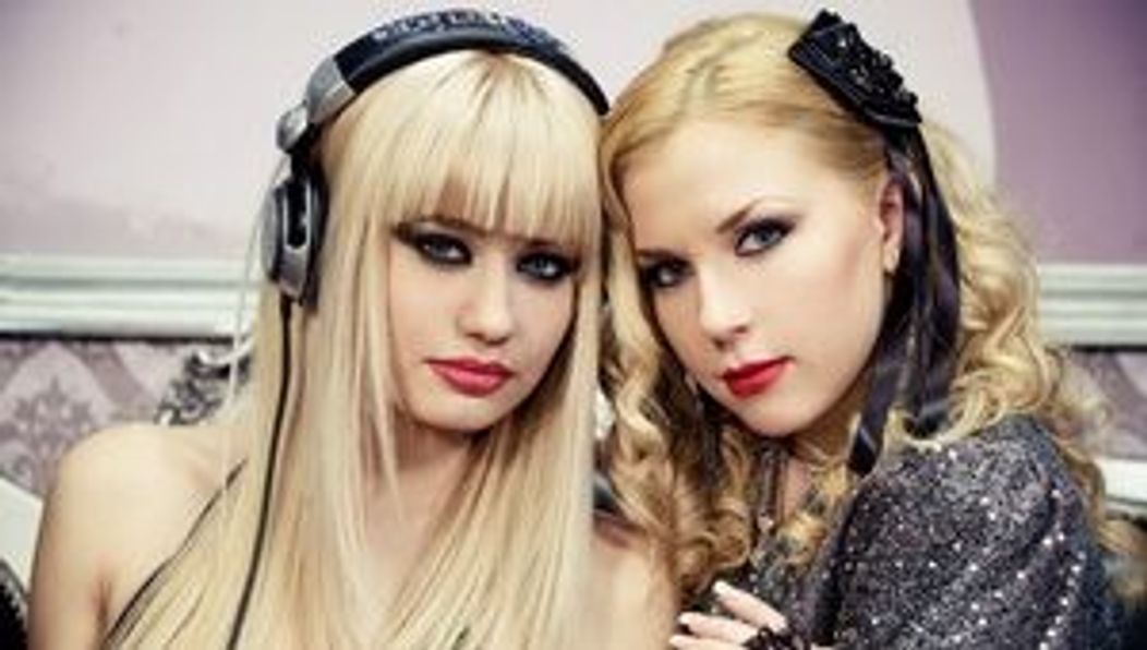 DJ Layla  si Alissa