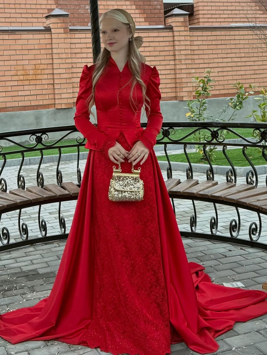 Собирала на свадьбу брата  прекрасную свою ученицу Амину❤️Платье от @amilors_evening 🌹 (1)