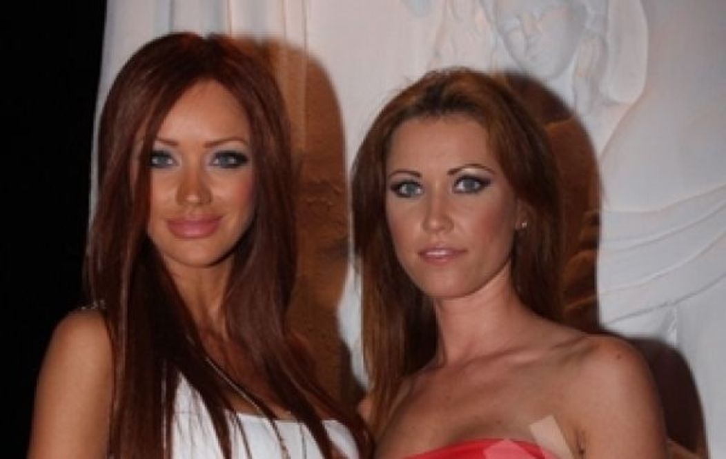 Bianca Dragusanu si sora ei, Oana