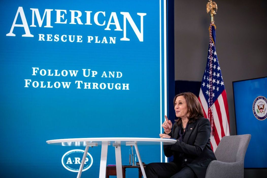 Stimulente financiare de 1,9 trilioane de dolari pentru americanii afectați de pandemie. Joe Biden, criticat de opoziție