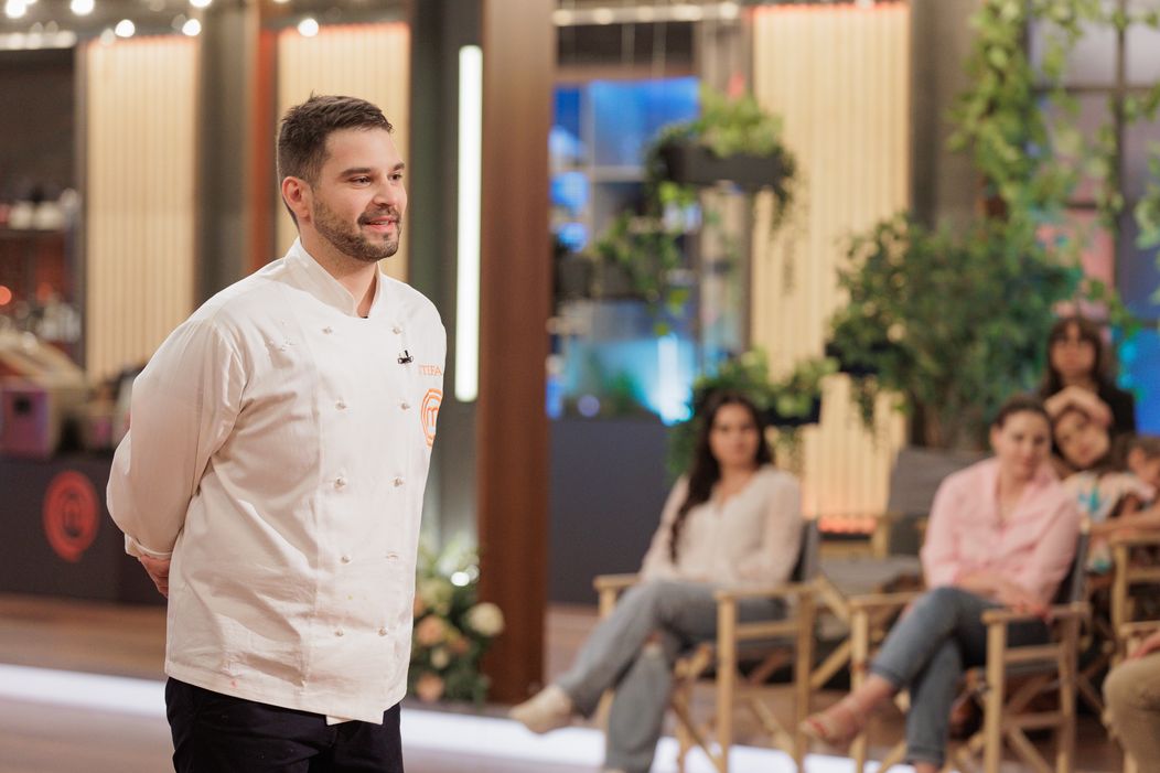 Finala MasterChef România, 16 decembrie 2025. Începe ultima degustare a sezonului. Cosmina Boboc, Florentin Drăgoiu și Ștefan Măchiță, ultima șansă de a-i impresiona pe cei trei chefi „Nu am înțe (8)