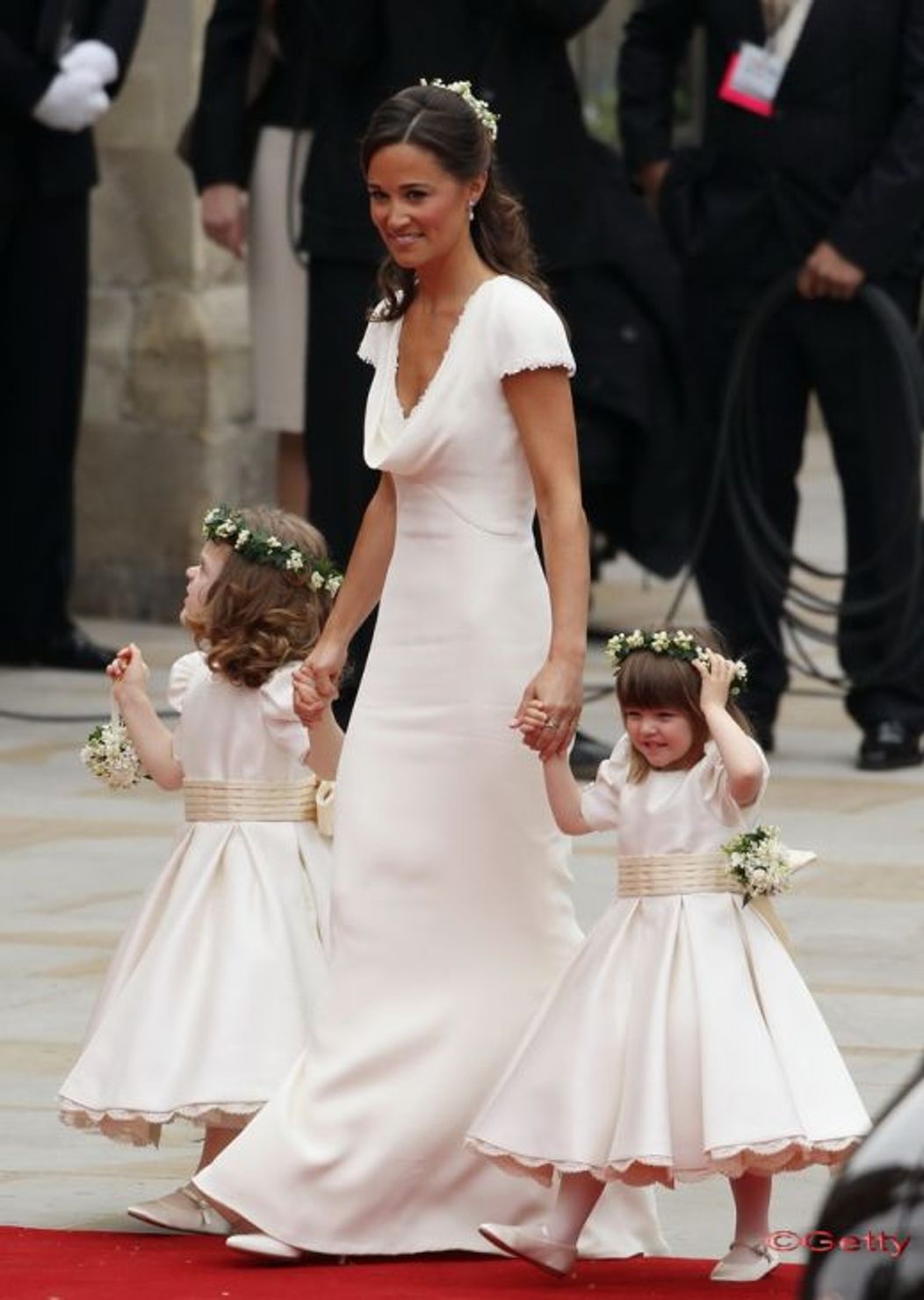 Pippa Middleton, sora lui Catherine, de mana cu Grace (stanga) si Elisa