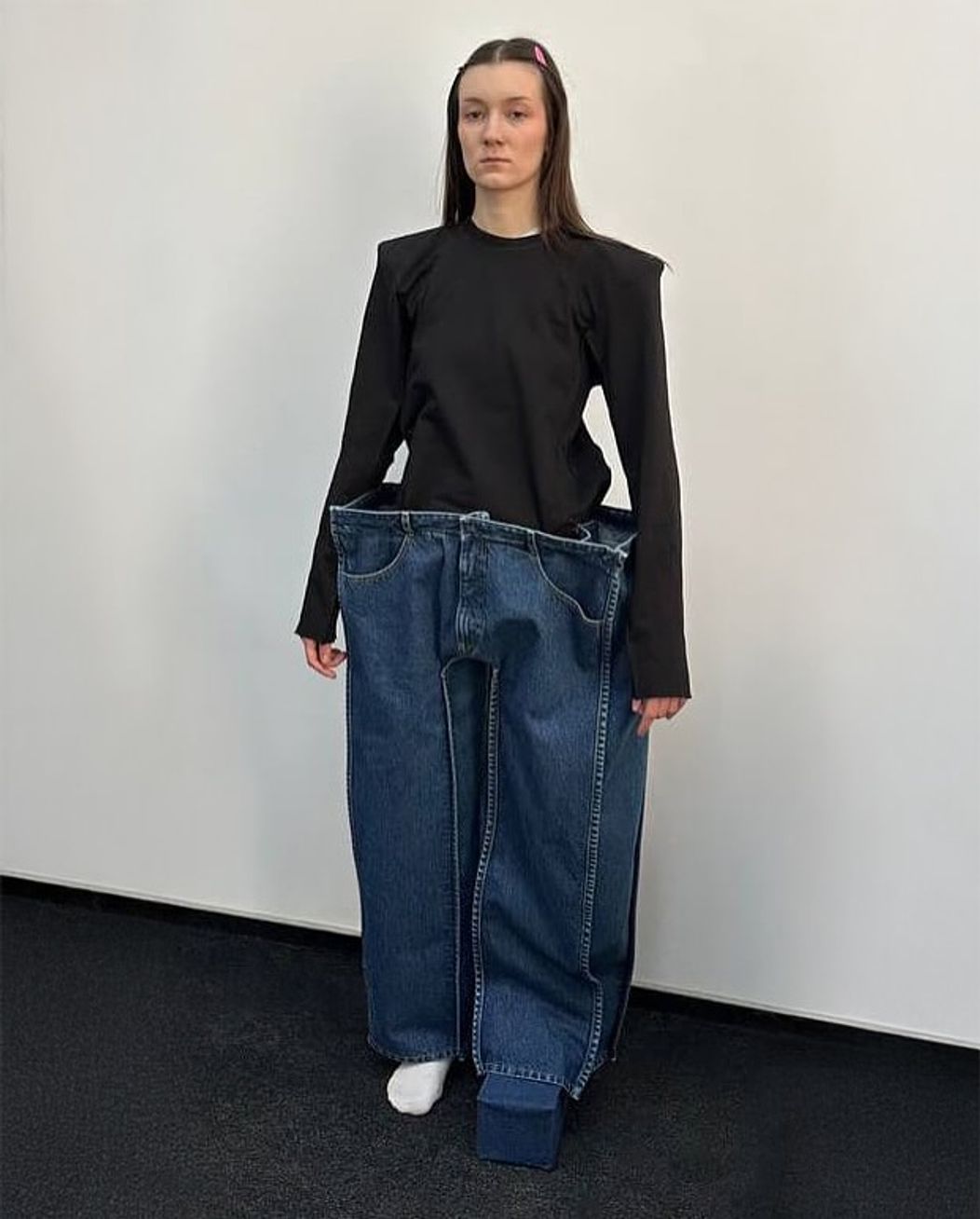 Pulled these Boxy Jeans straight outta Roblox — mad comfy for walking in a straight line. Stitched & washed with all the classic denim techniques. KS R&D was entertained by the development.. Might drop la (2)