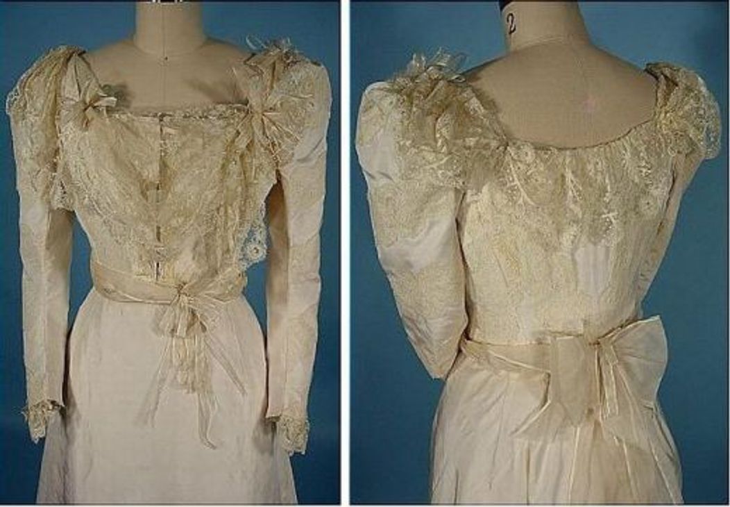 1900