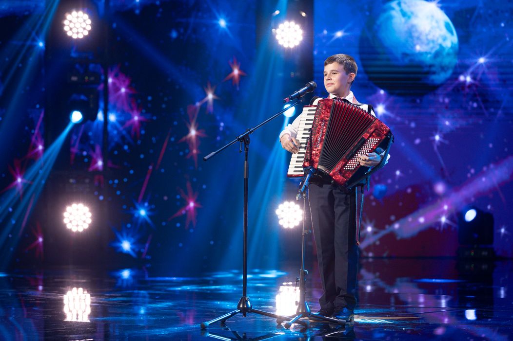 Adrian Bradu (5)