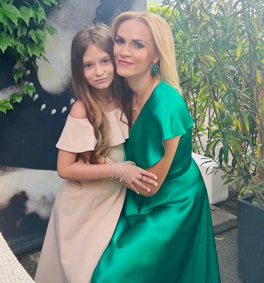 Gabriela Firea 4