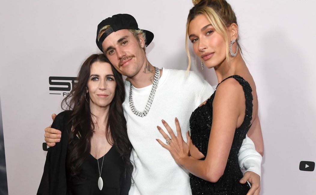justine bieber cu mama pattie