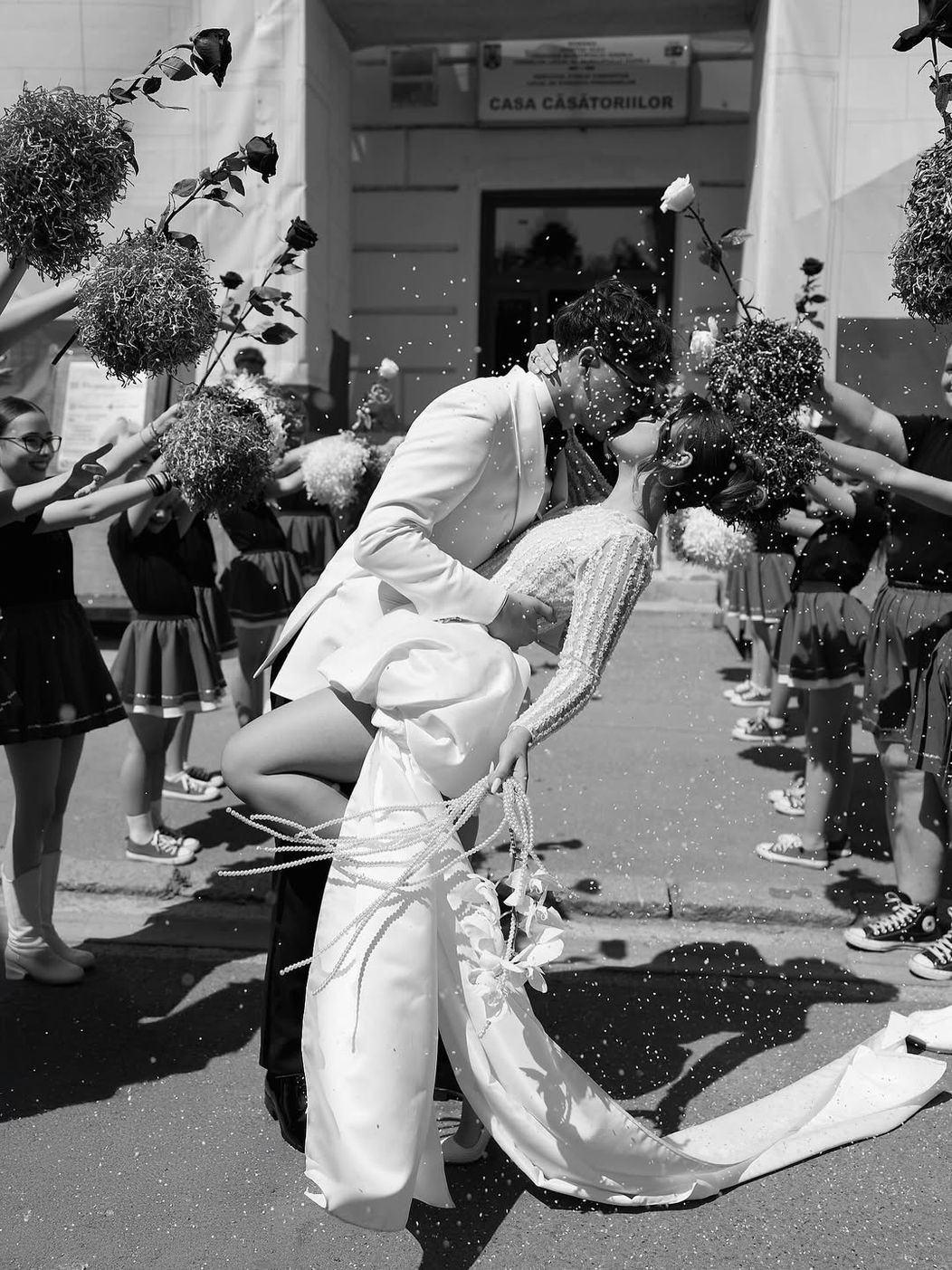Our civil wedding 🥹❤️ JUST MARRIED!!! ✨📍 @castelul.banffy.rascruci (1)