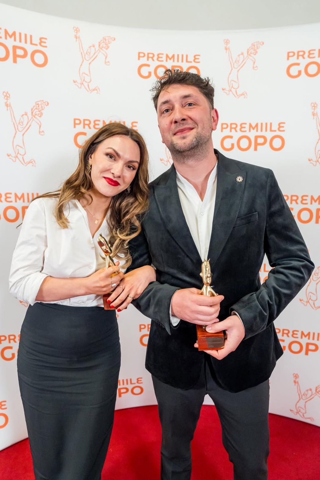 08_Tata_Lina Vdovîi, Radu Ciorniciuc