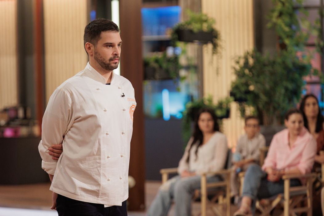 Finala MasterChef România, 16 decembrie 2025. Se dă startul primei degustări. Deși preparatele arată bine, finaliștii nu au făcut cele mai inspirate combinații „Fix ce îmi era frică aia s-a întâm (8)