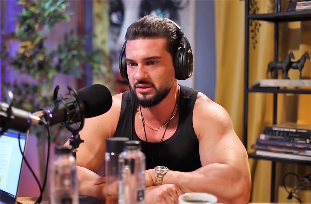 Dorian Popa, despre relația tensionată avută cu tatăl lui: „Nu pot să-l iert”