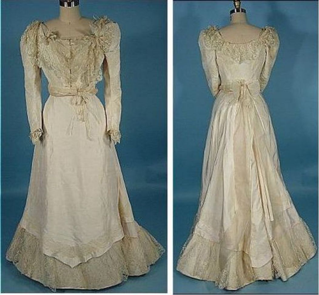 1900