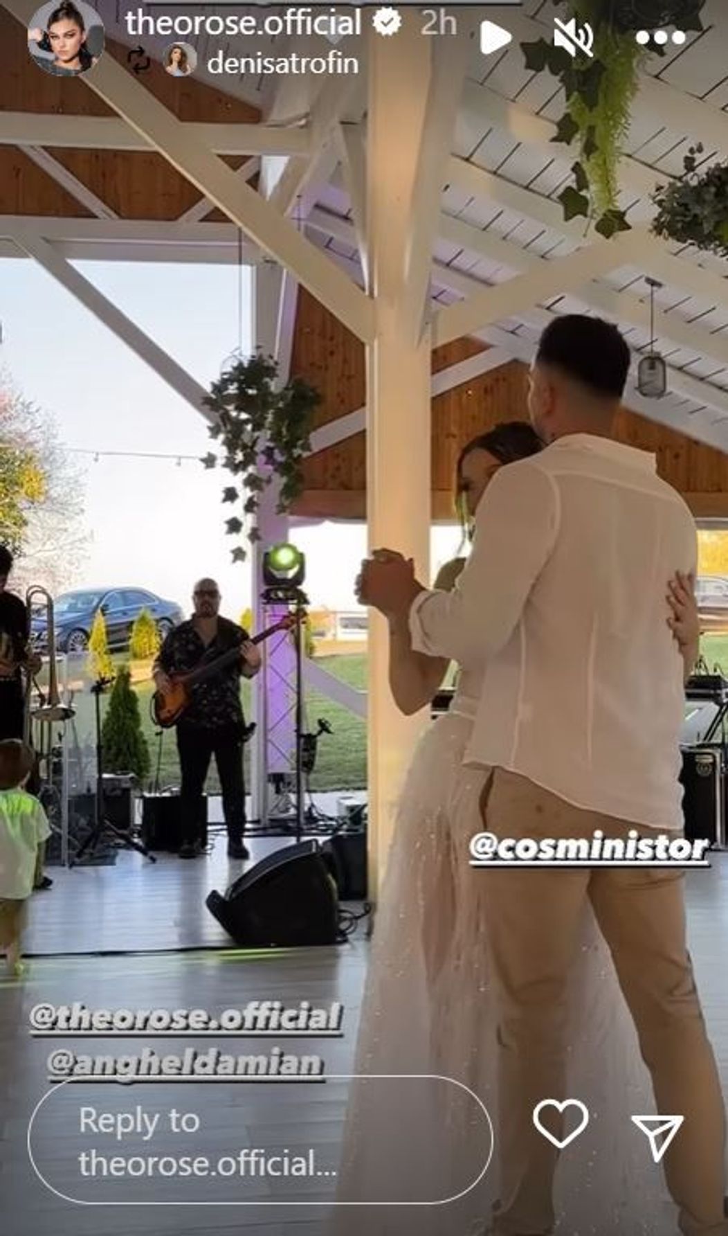 theo-rose-e-nasa-mare-cantareata-a-ales-o-rochie-spectaculoasa-pentru-marele-eveniment_26