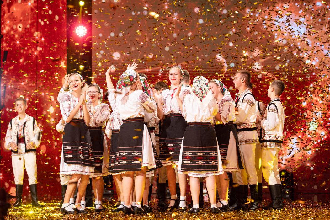 Asamblul Hecenii - golden buzz Andra (25)