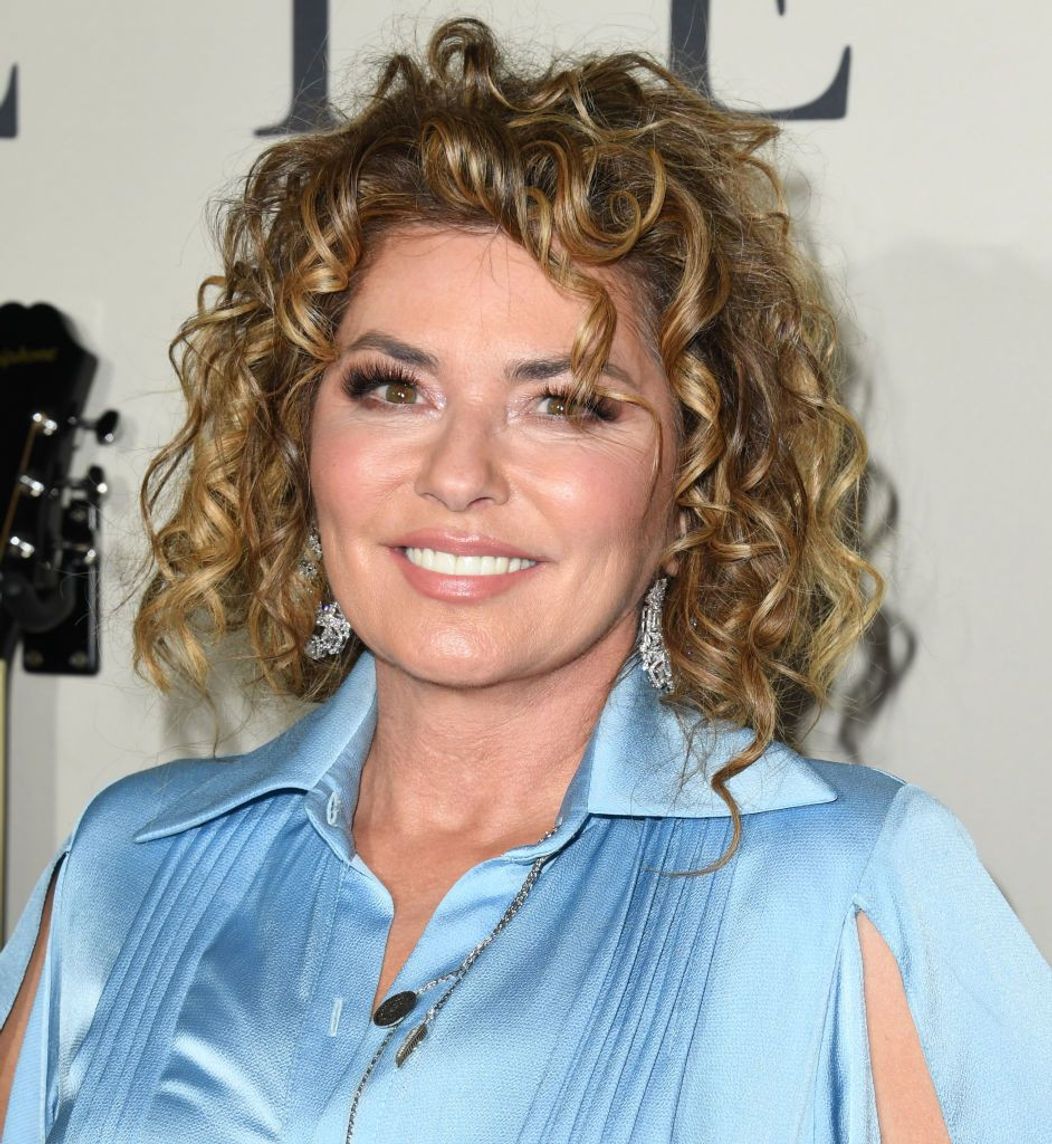 shania-twain-transformare-spectaculoasa-a-intinerit-suspect-si-nici-cei-mai-fideli-fani-n-au-mai-recunoscut_4