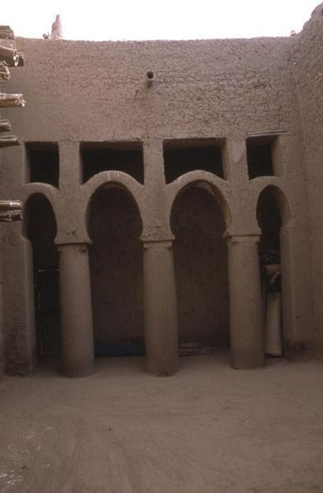 moschee in M'Buna, sat din Niger