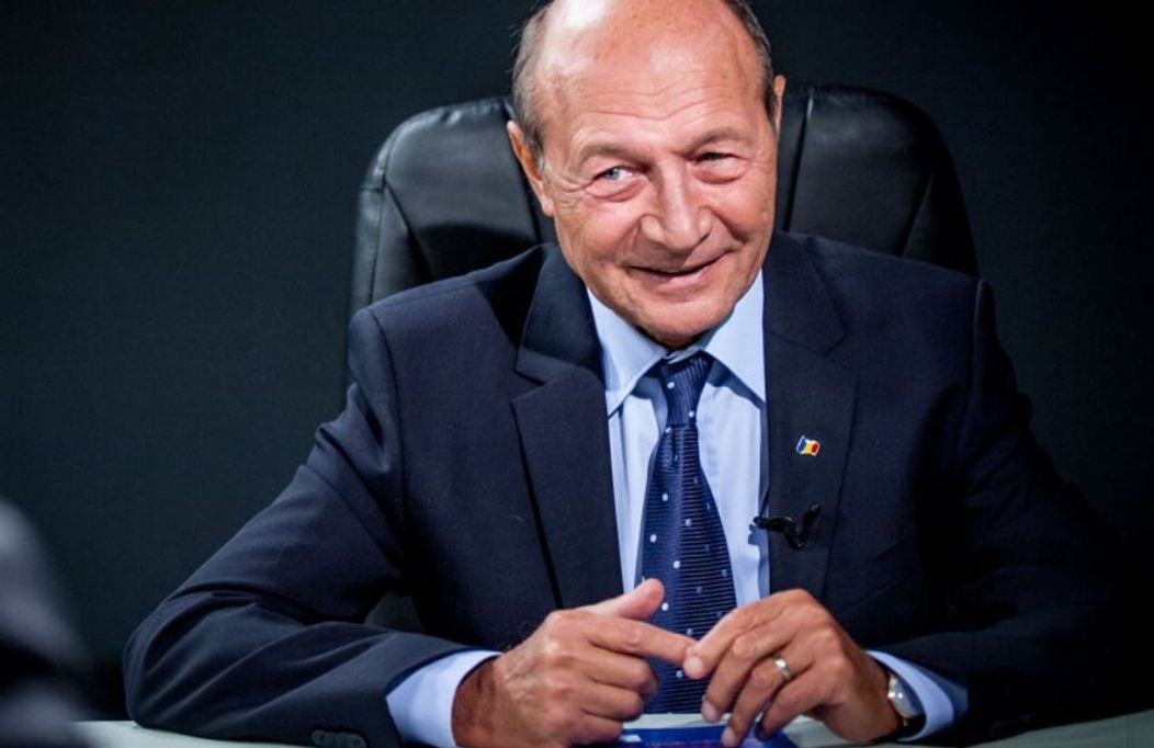 basescu nepoti