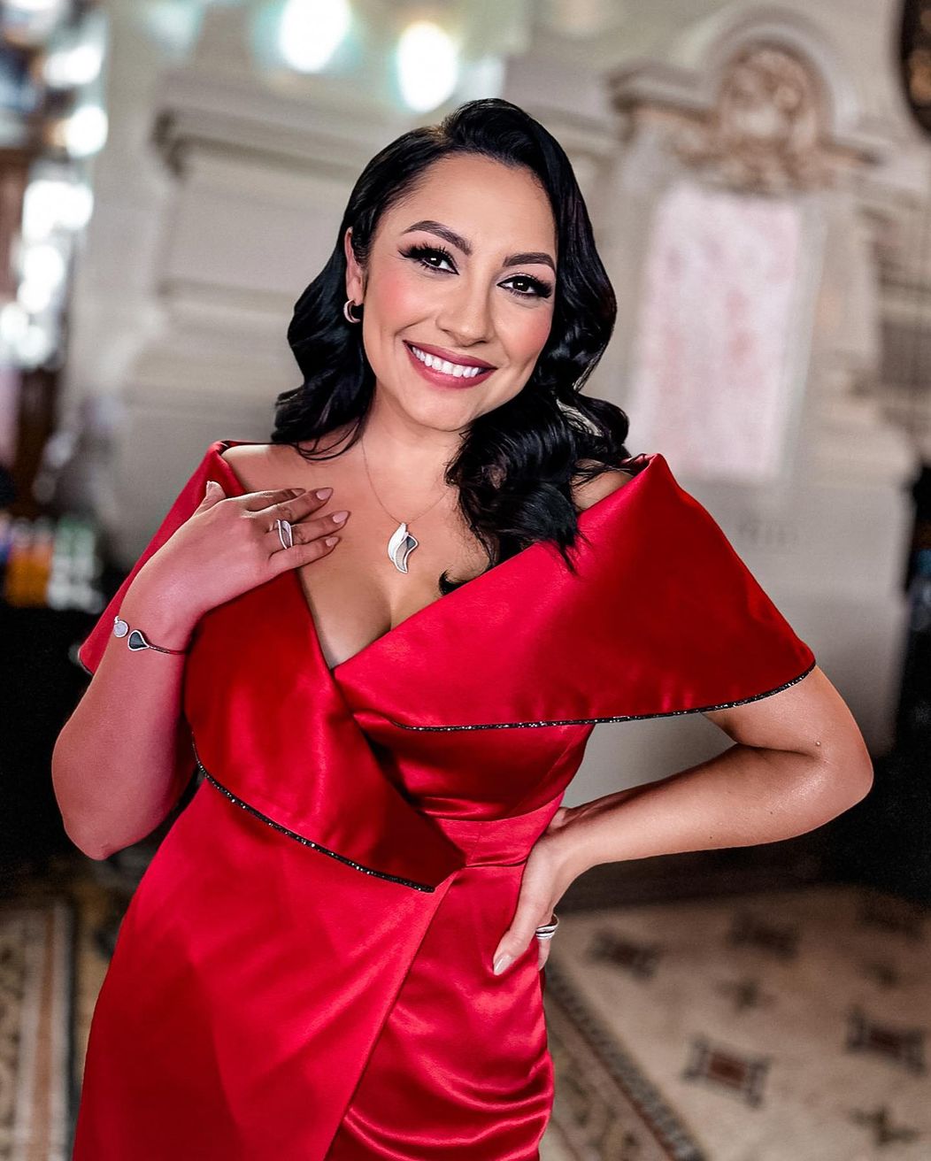 andra rochie rosie