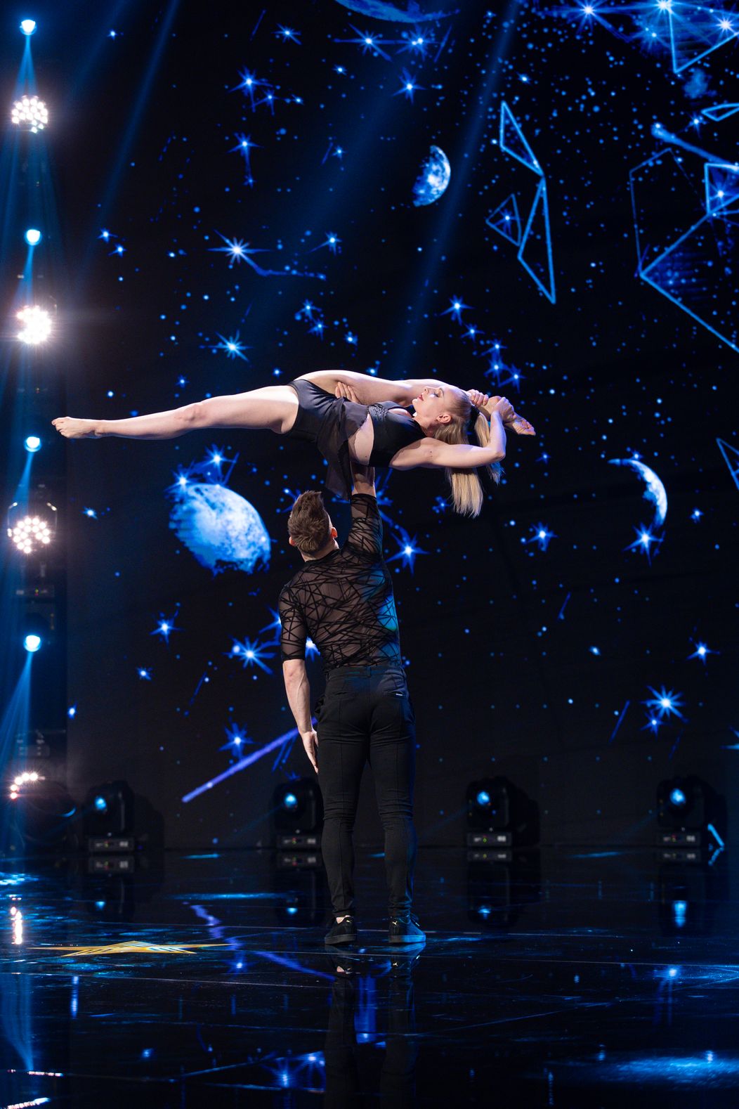 Duo in motion (2)