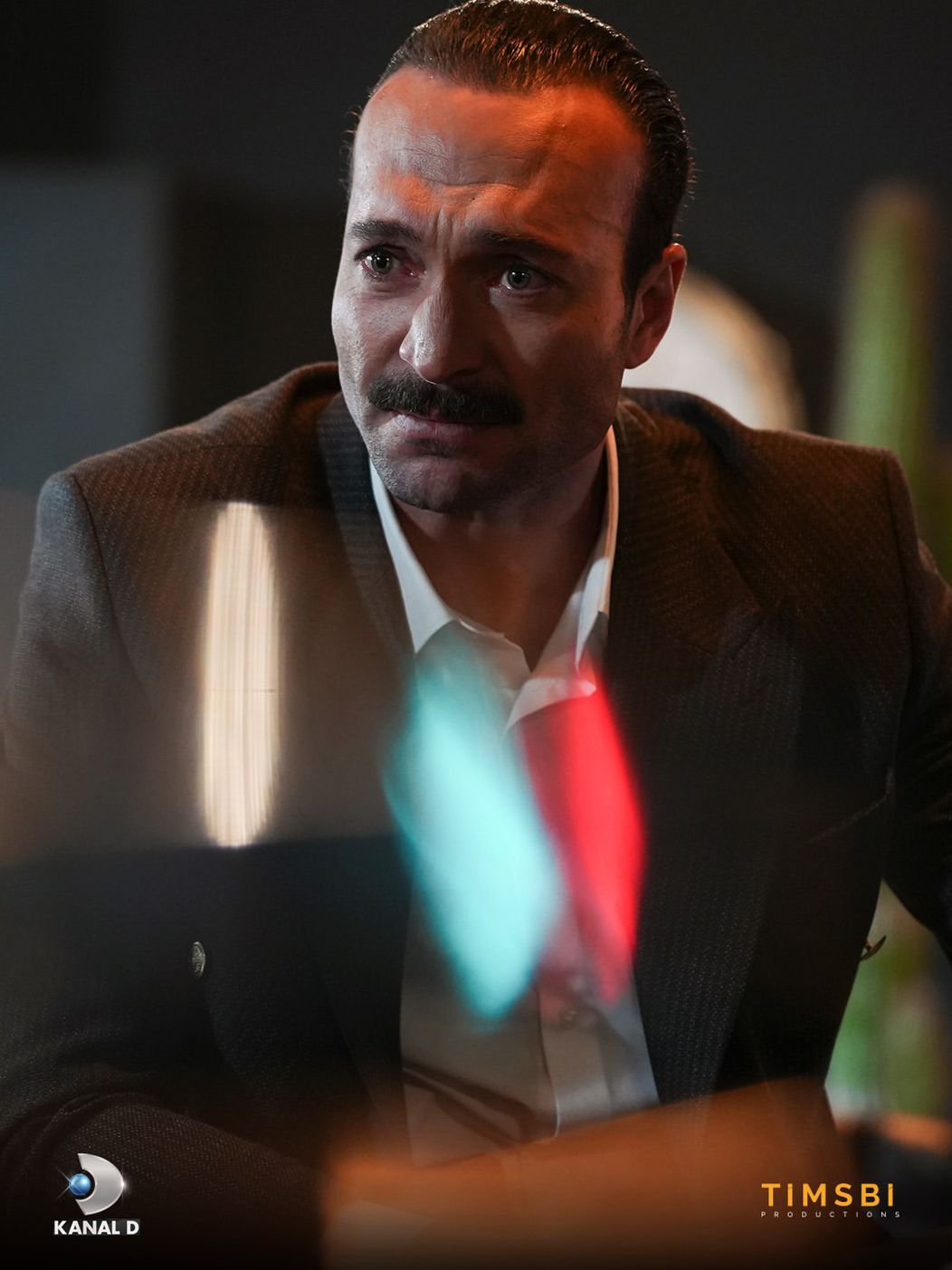 Bizim anlık duygu değişimlerinin temsili Kadir. 🤓#EşrefRüya yeni bölümüyle çarşamba 20.00’de #K
