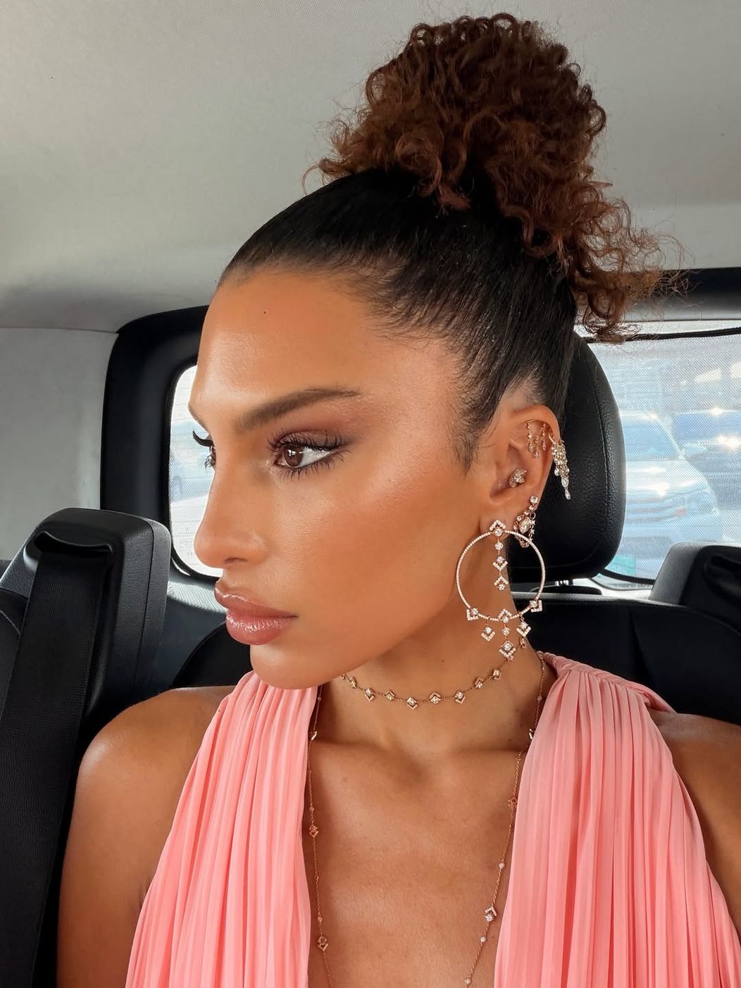 Hi 👋🏽 (1)