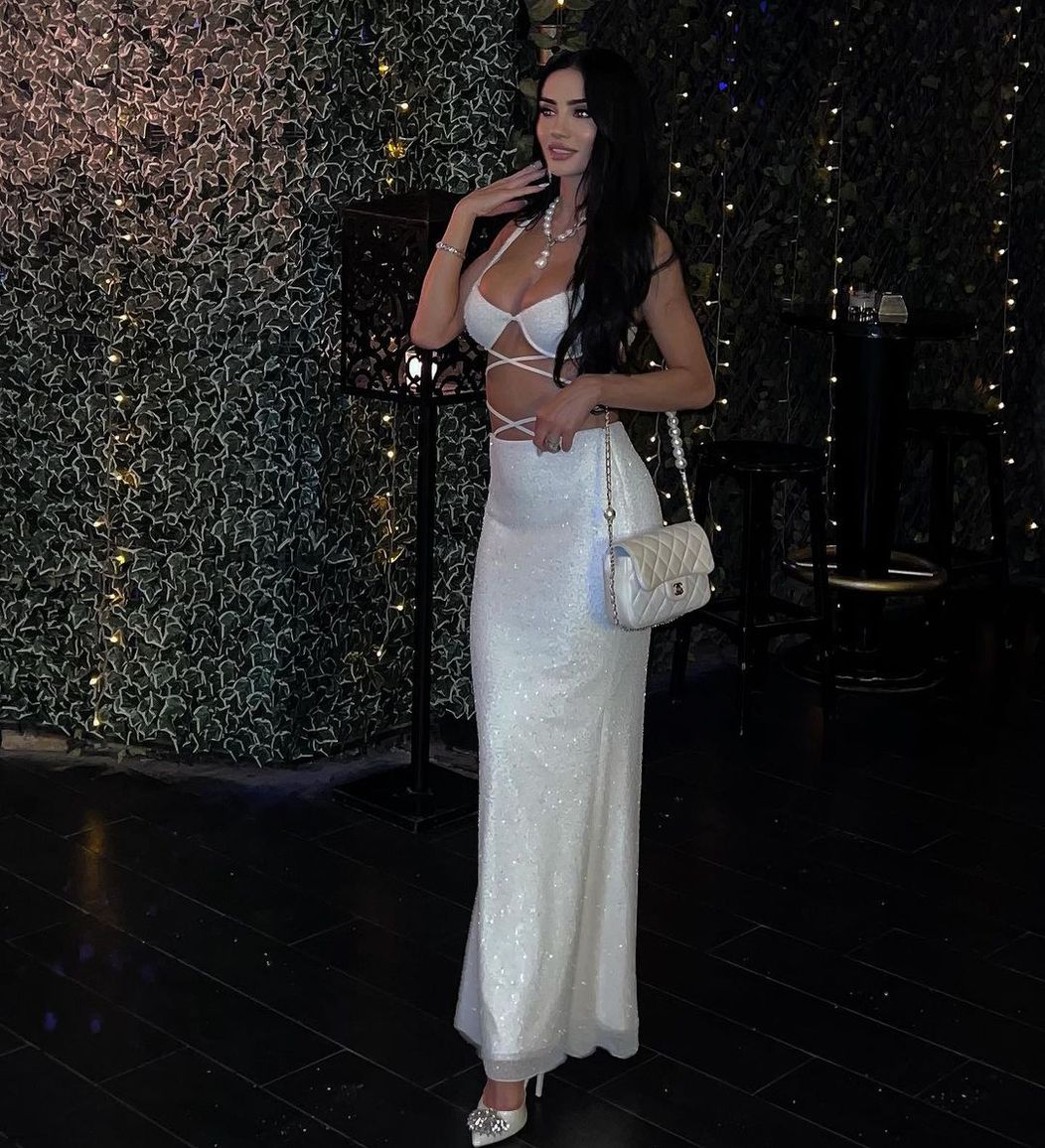 Andreea Sasu (27)