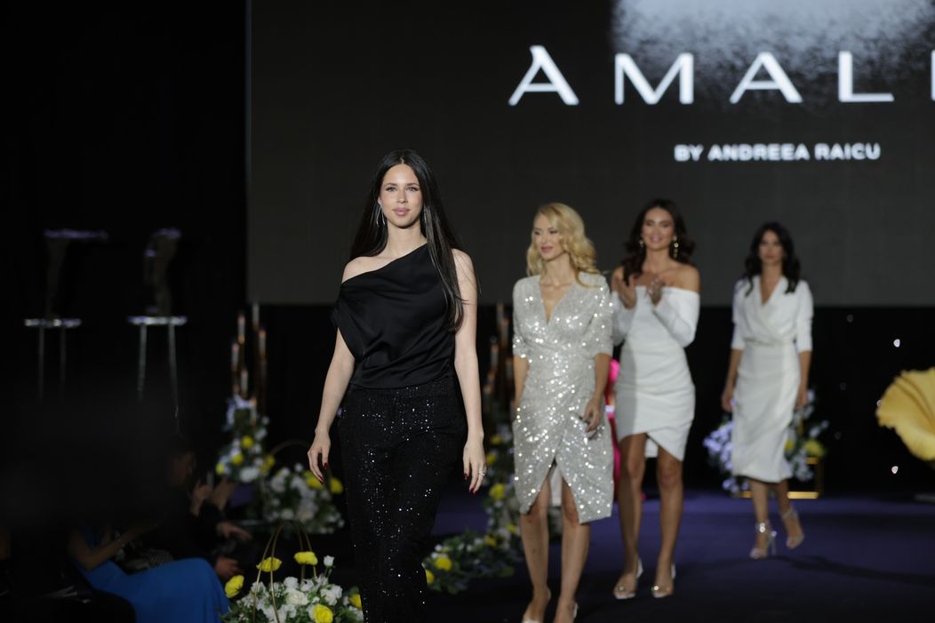 Violeta Marin Banica in rochie neagra