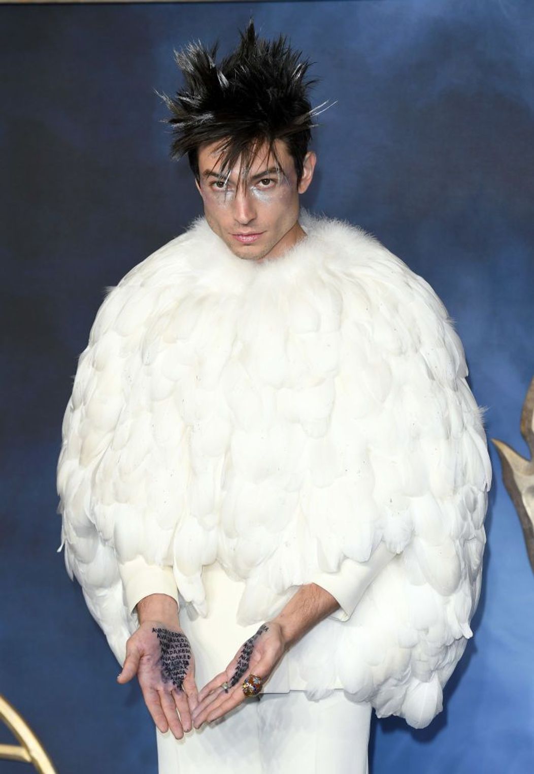 Ezra Miller ședință foto fashion
