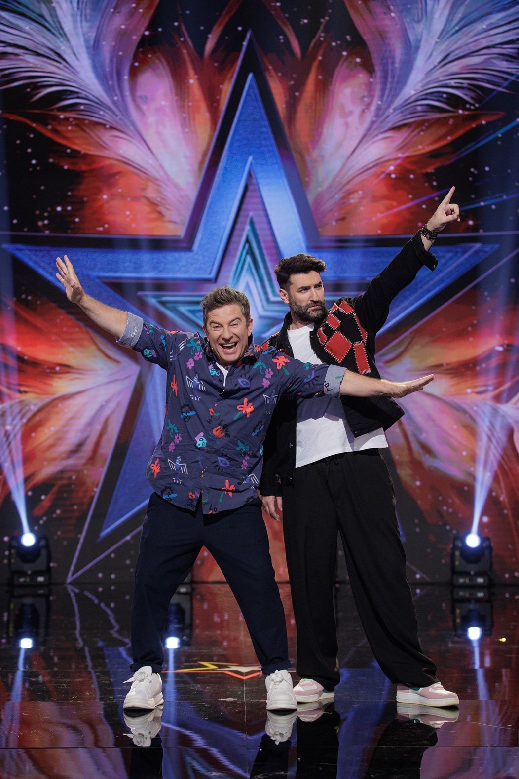 thumbnail_Pavel Bartos si Smiley - Romanii au talent