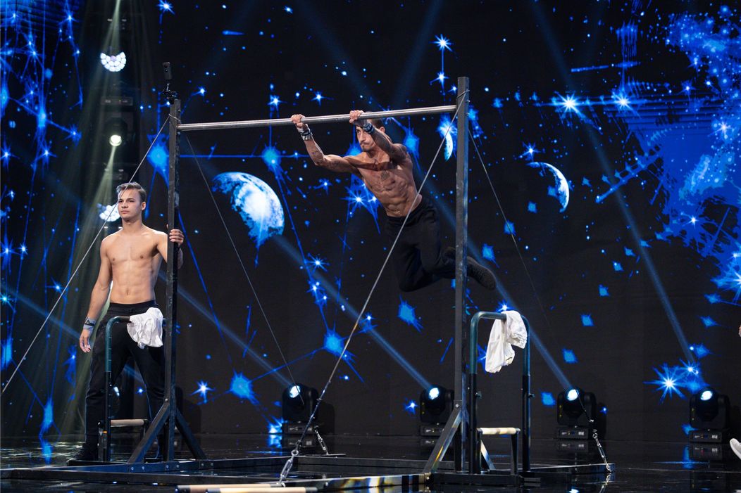 Calisthenics România - golden buzz Mihai Bobonete (1)