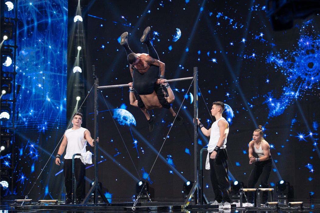Calisthenics România - golden buzz Mihai Bobonete (8)
