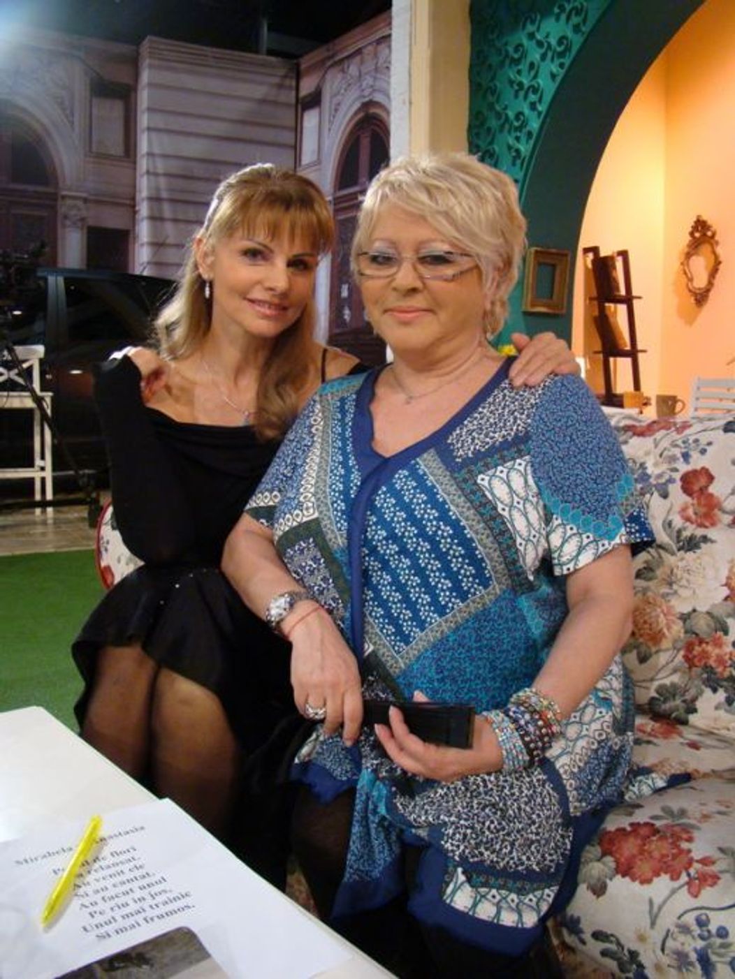 Poze Ansastasia Lazariuc si Mirabela Dauer