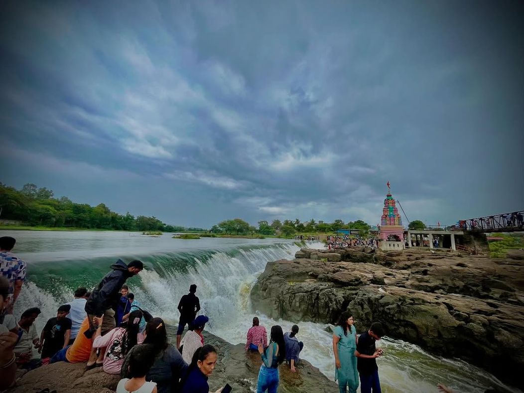 ☔️…📍kundmala, Pune #kundmala #kundmala_talegaon🏞️ #punecity #pune #photoshop #photoshoot