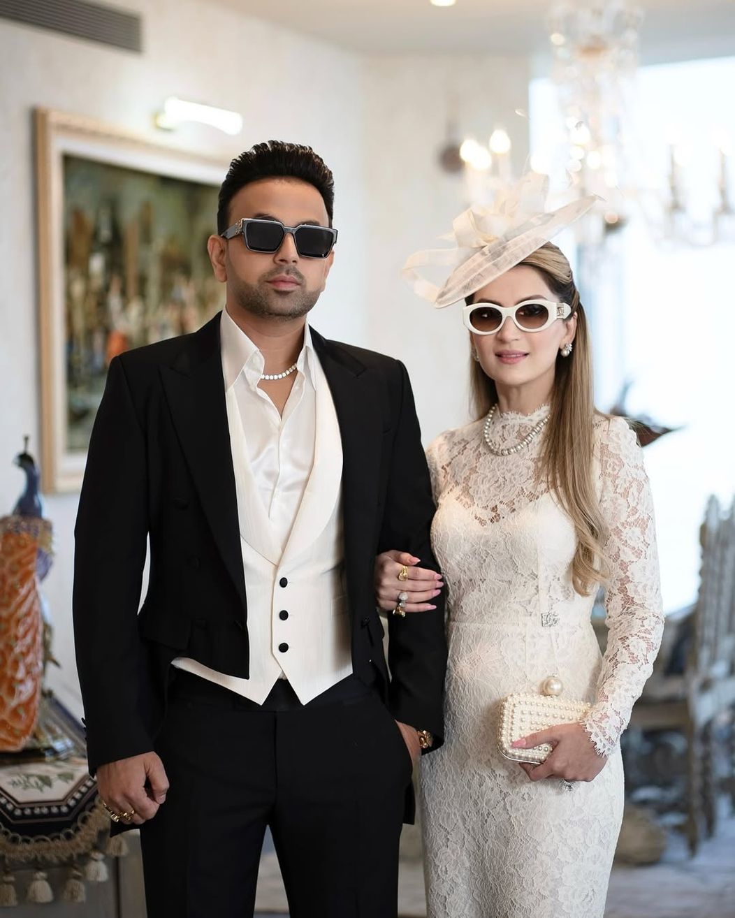 A spectacular evening at the Dubai World Cup 2025 at Meydan Racecourse!Mrs. Tabinda Sanpal graced the occasion wearing @dolcegabbana alongside her husband, Mr. Satish Sanpal, as they witnessed the grandeur of