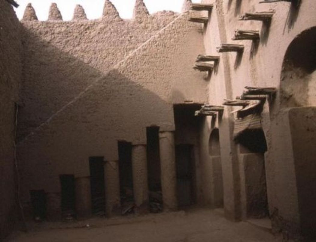 moschee in M'Buna, sat din Niger