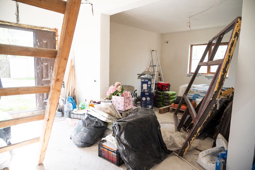 Echipa ajunge la casa începută de Titica, în Bragadiru. Arhitecții sesizează, deja, primele probleme. „Totul a pornit de la o schiț (1)