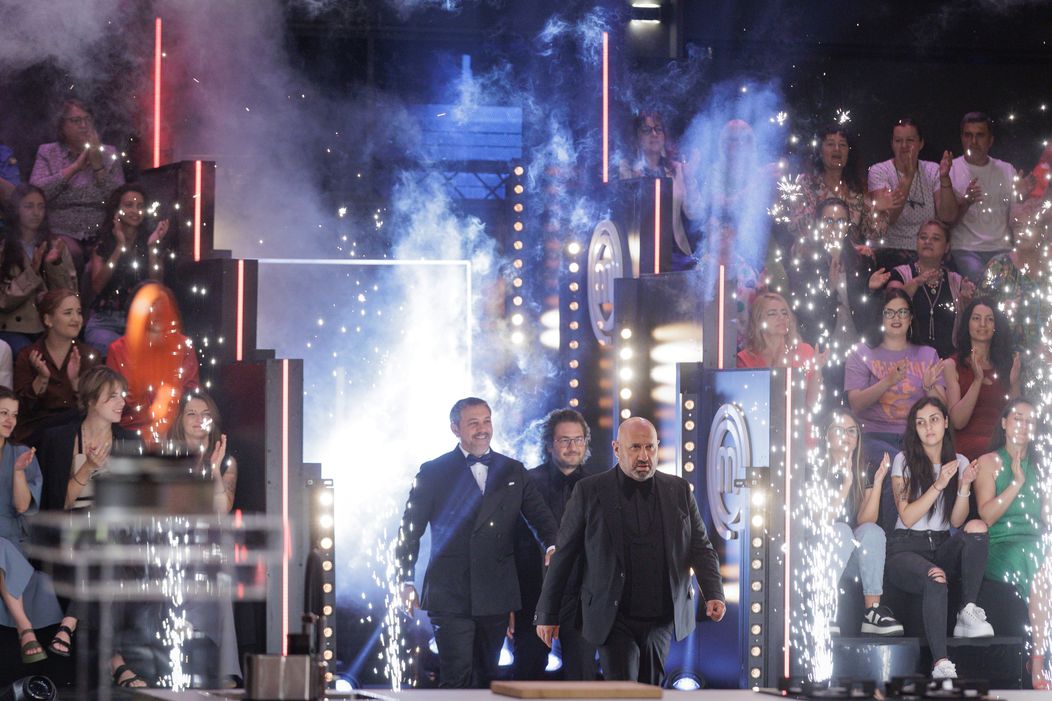 Finala MasterChef România, 16 decembrie 2025. Ultima bătălie a sezonului 10 este aici. Cum se simt cei trei finaliști înainte de găti pentru ultima oară „Încă nu îmi vine să cred că am ajuns aici (11)