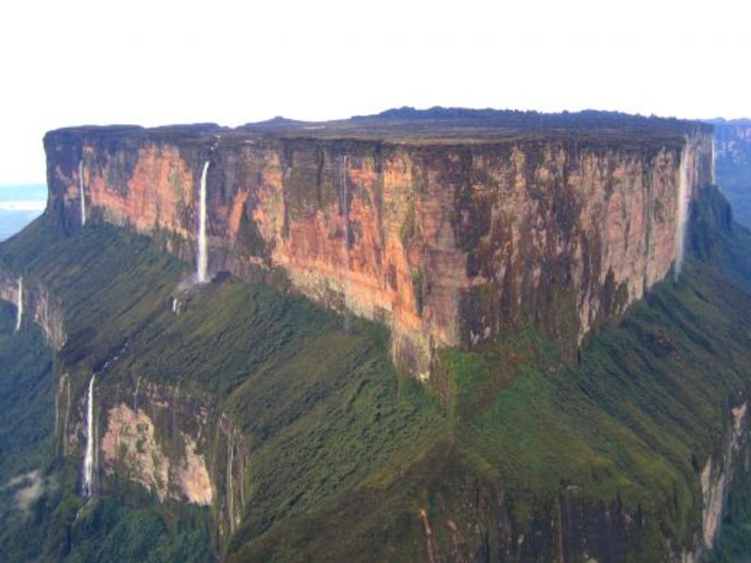 Muntele Roraima - Venezuela, Brazilia si Guyana
