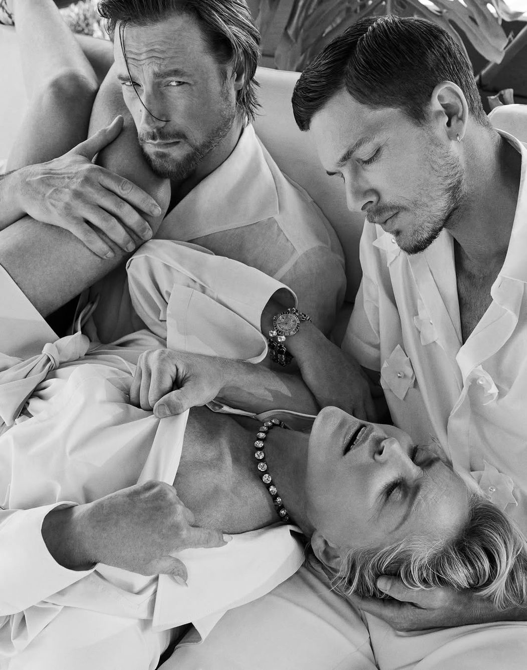 “Happiness is not a natural state, it’s hard work and a daily decision.”In an intimate conversation with Vogue Adria, @sharonstone reflects on joy as discipline, the courage it takes to show up for yourse (1)