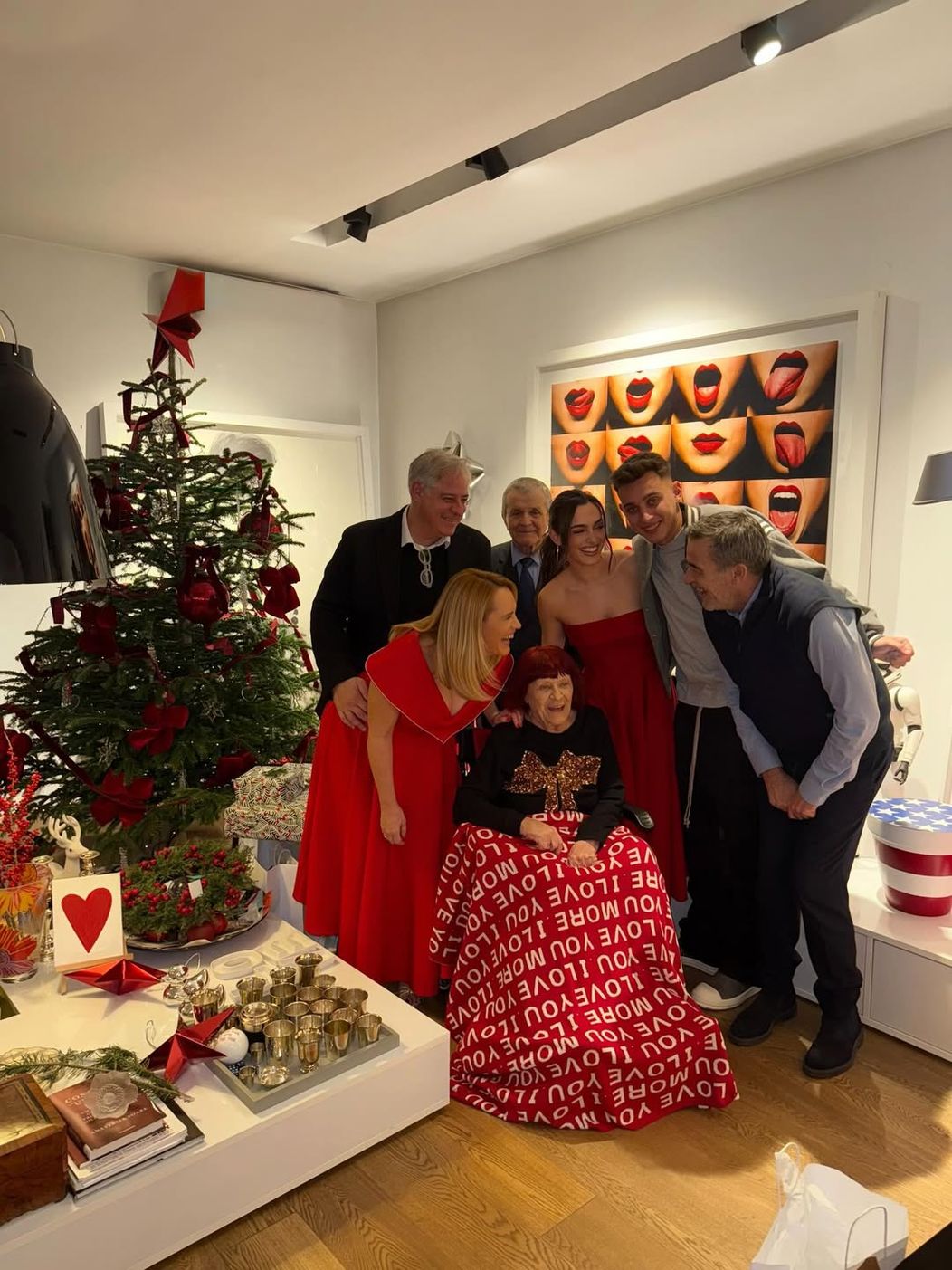 Merry Christmas from our family to yours❤️🌲 (5)