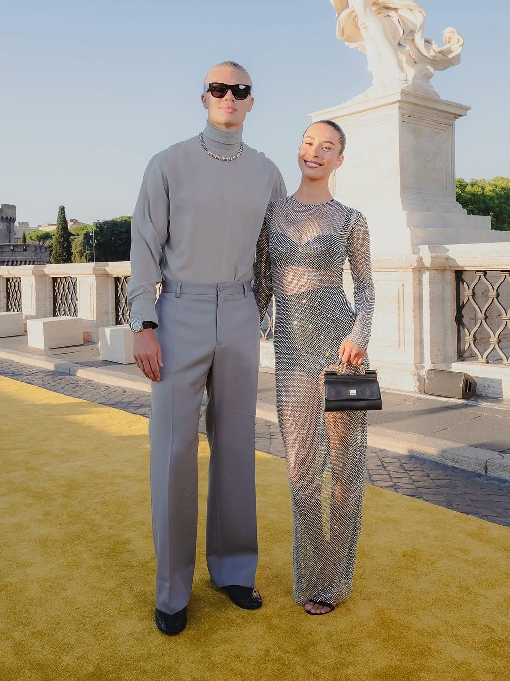 When in Rome… dress like it ✨#DolceGabbana @mister.gabbana  @dolcegabbana (2)