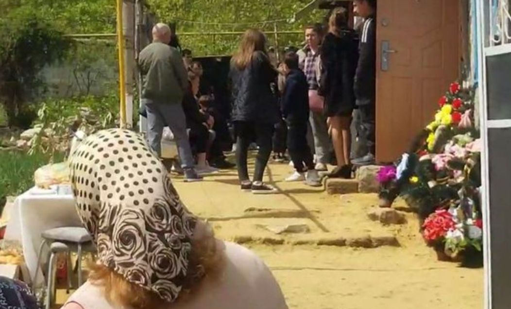 inmormantare Ana-Maria, tanara gravida din Orhei