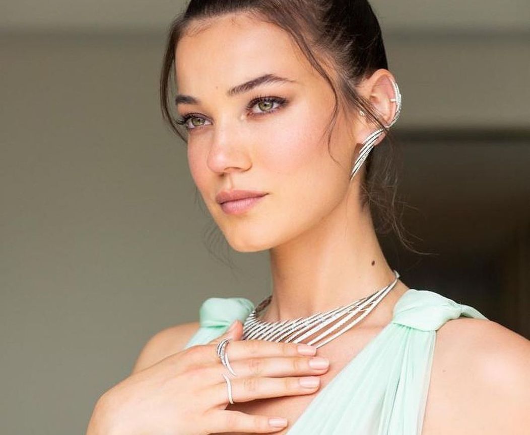 pinar deniz --actrita