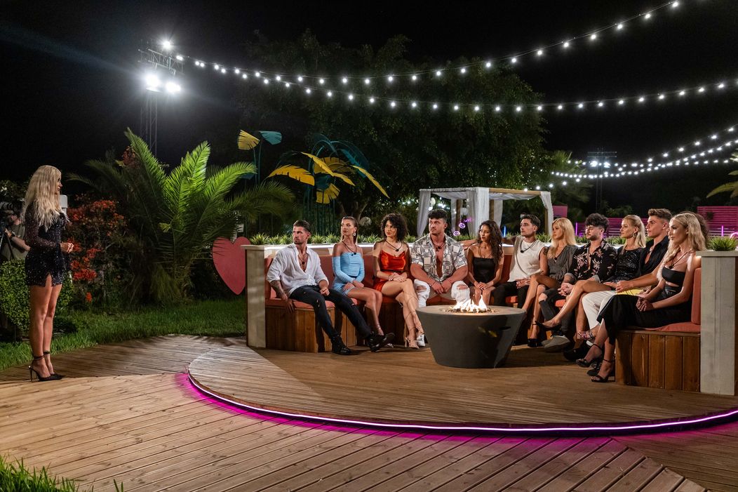 Love Island România  (3)